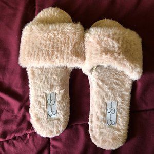 Jessica Simpson Pink Fuzzy Slippers